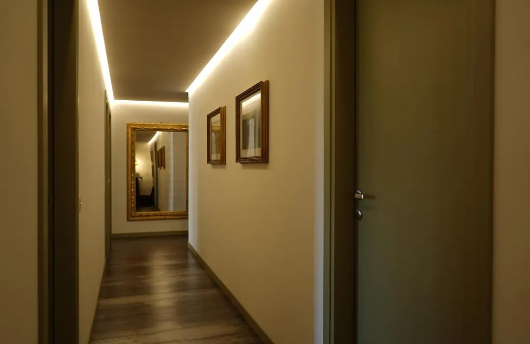 Avenue Rooms-1