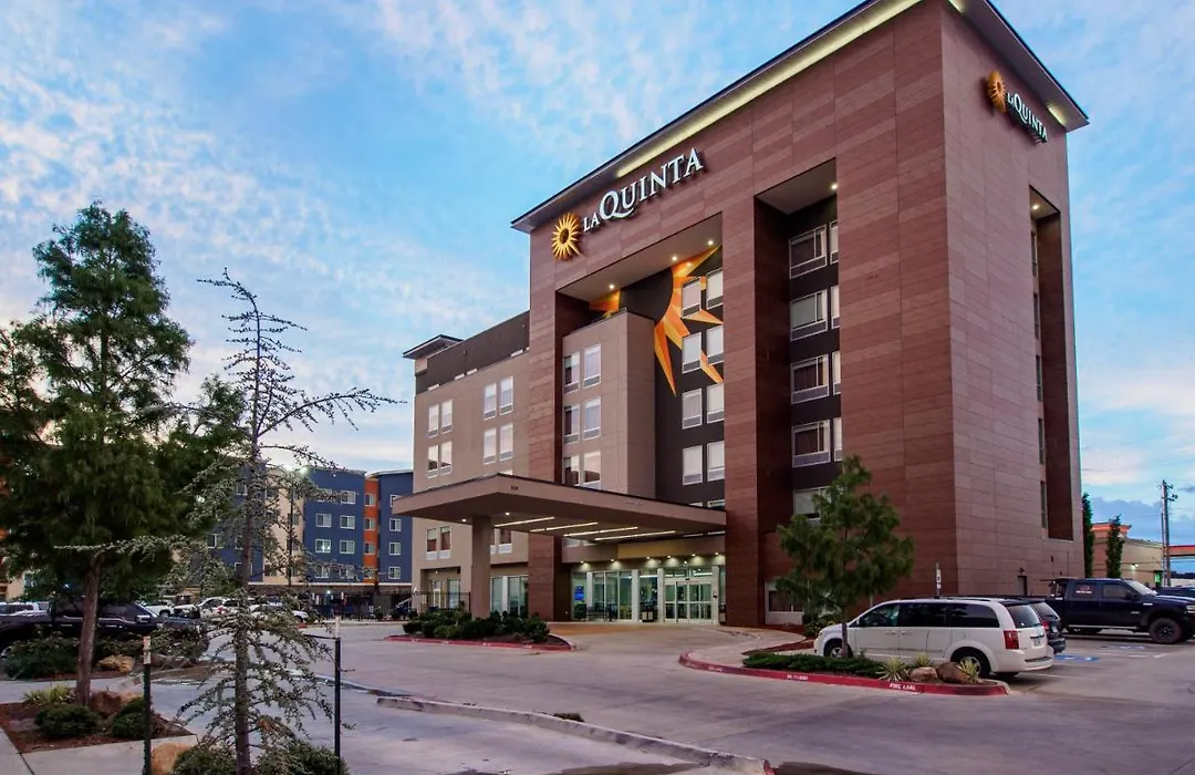 La Quinta By Wyndham Oklahoma City Airport-1