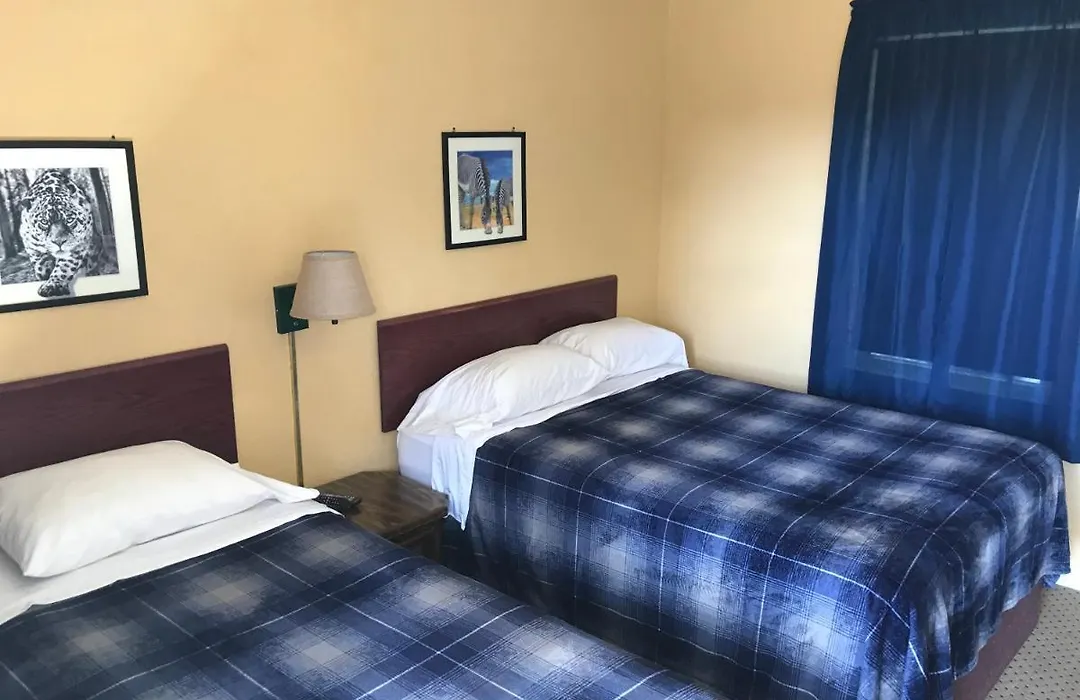 Highland Court Motel-1