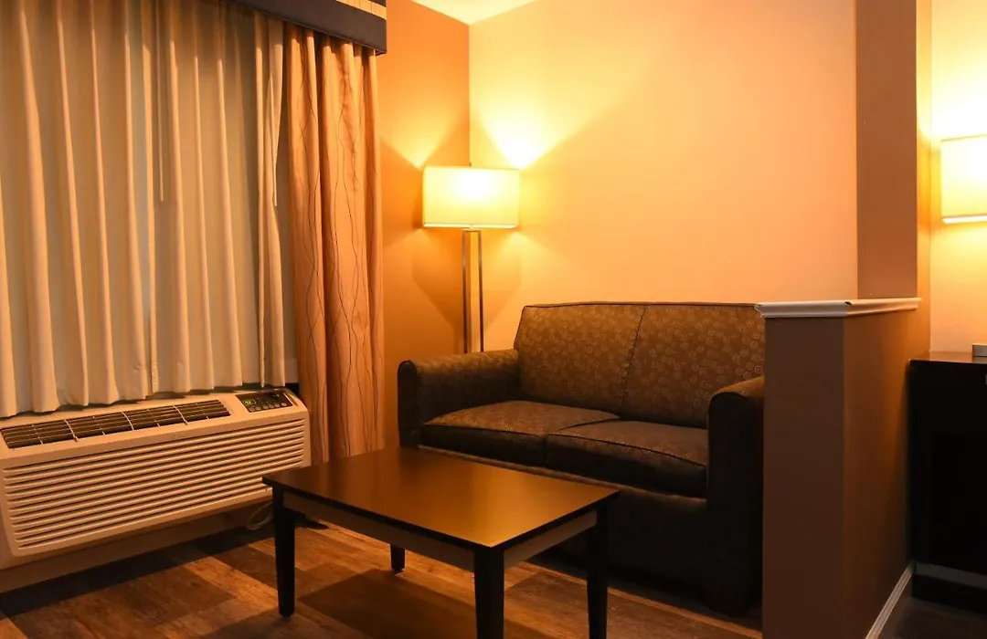 Capital Inn And Suites-1