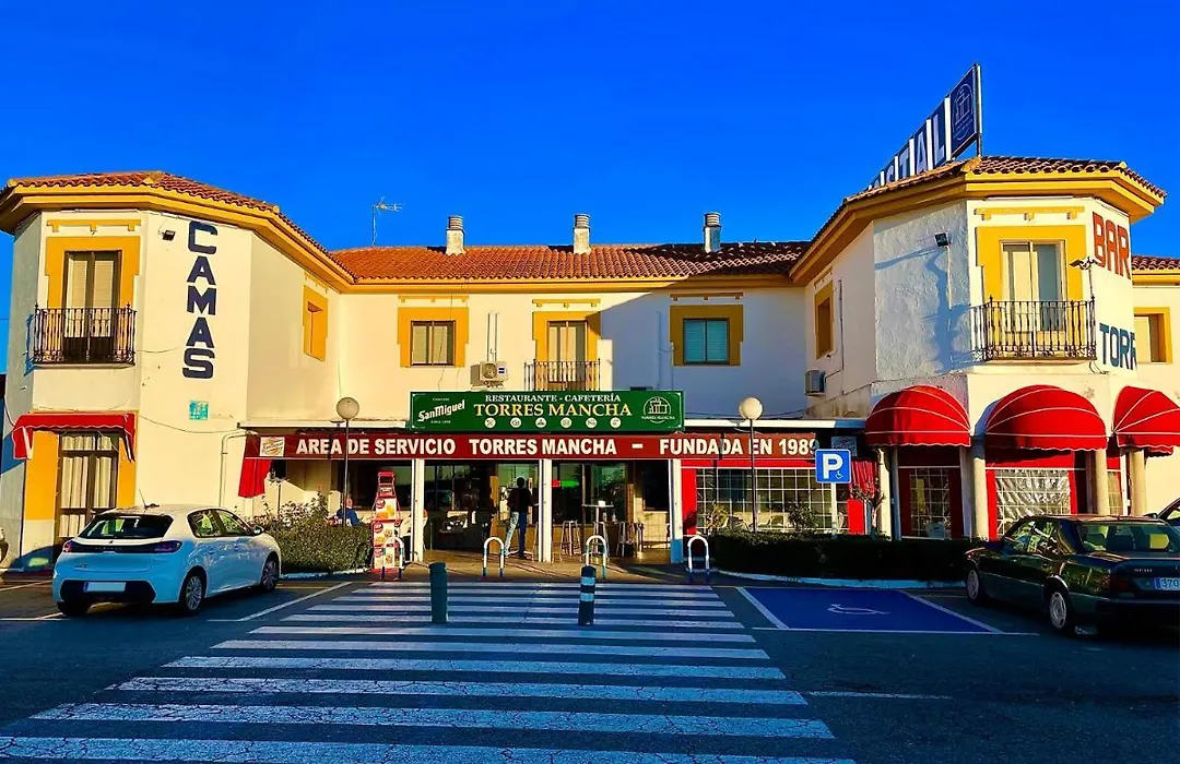 Hostal Torresmancha-1
