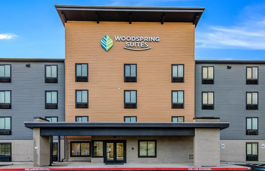 Woodspring Suites Portland Vancouver-1