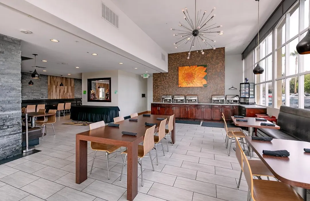 Holiday Inn West Covina, An Ihg Hotel-1