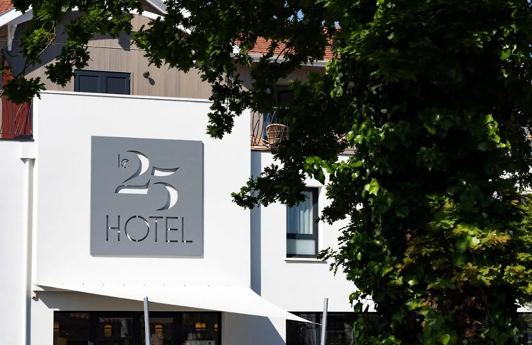 Hotel Le 25-1