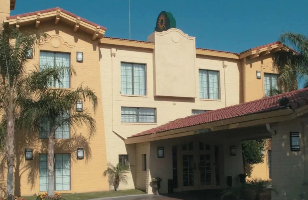 La Quinta Inn By Wyndham Bakersfield South-1