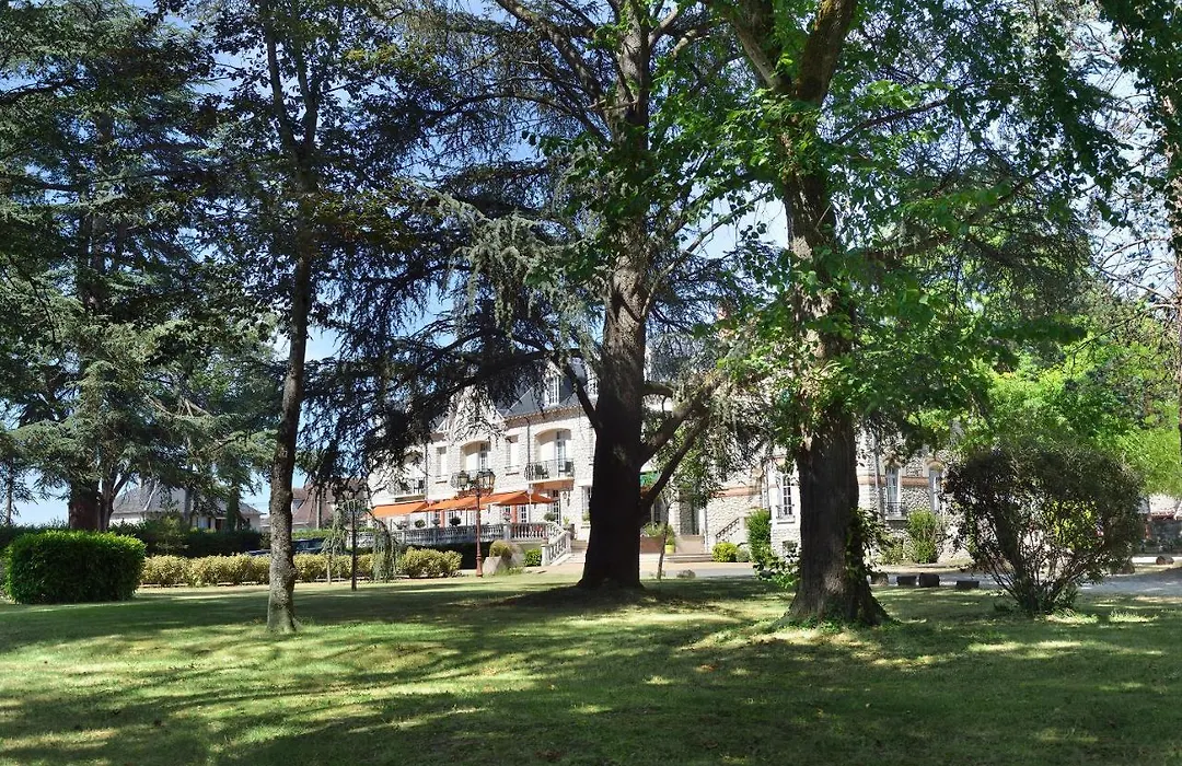 Logis Hôtel Restaurant Le Parc Sologne-1