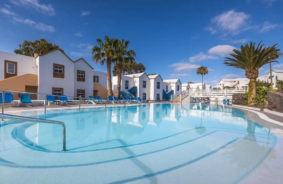Apartamentos Livvo Morromar-1