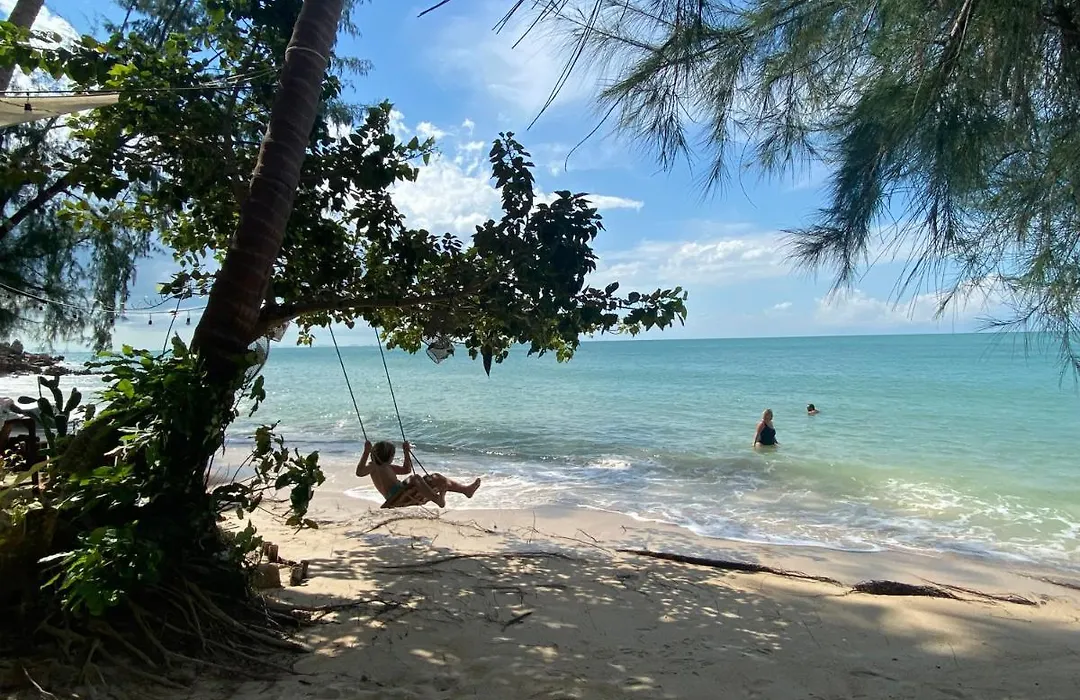 Secret Beach Bungalows-1