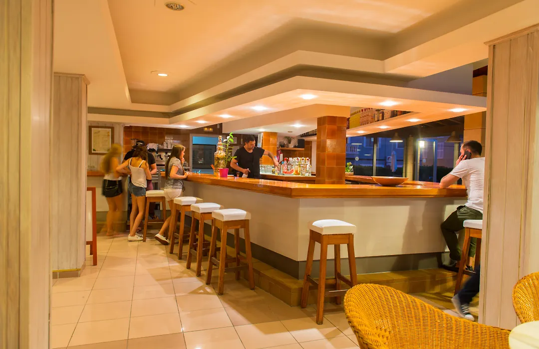 Hotel Bella Mar-1