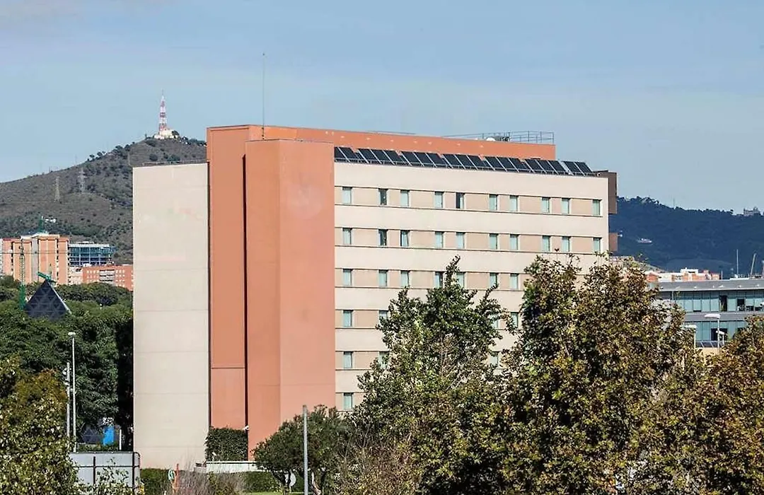 Travelodge Bcn Cornella Fira-1