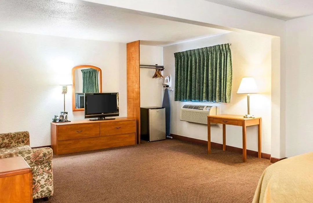 Quality Inn South-1