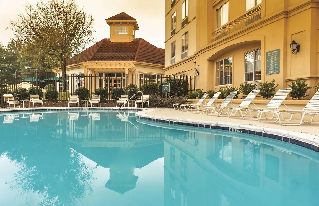 La Quinta By Wyndham Atlanta Ballpark/Galleria-1