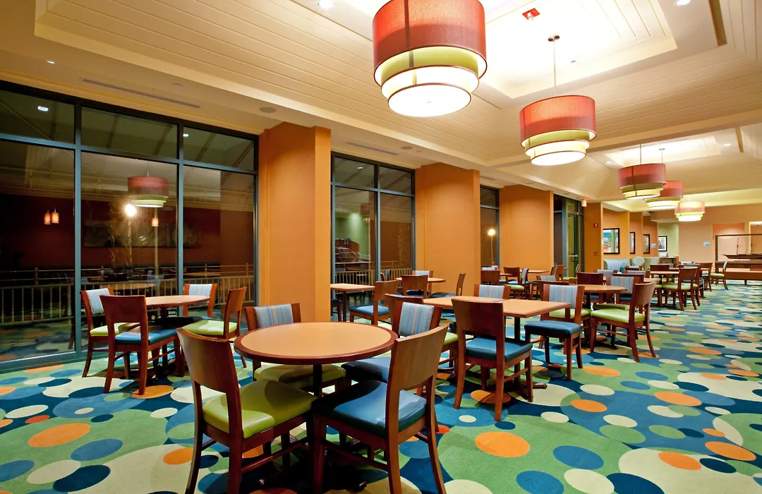 Holiday Inn Express & Suites Va Beach Oceanfront By Ihg-1