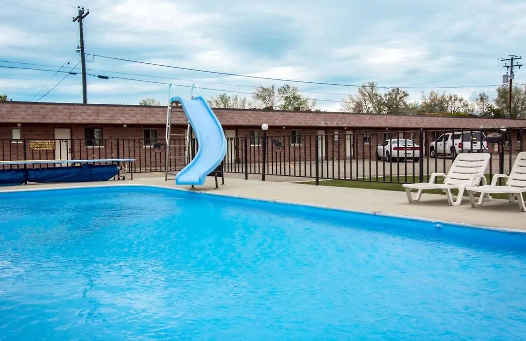 Rodeway Inn Buffalo-1