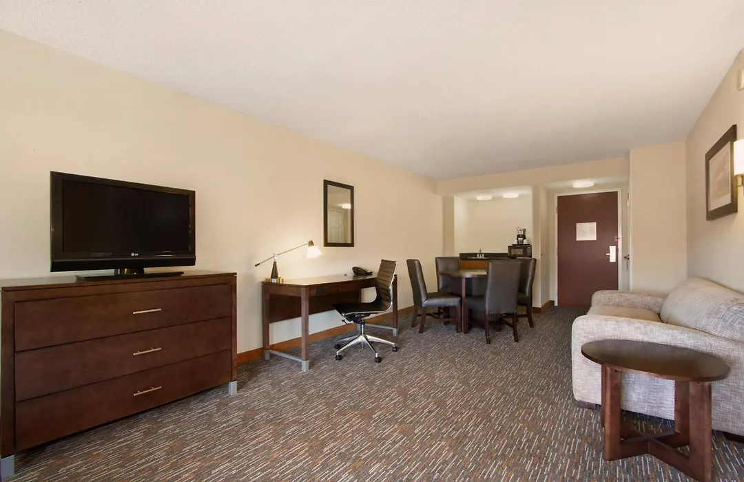 Wingate By Wyndham - Chattanooga-1