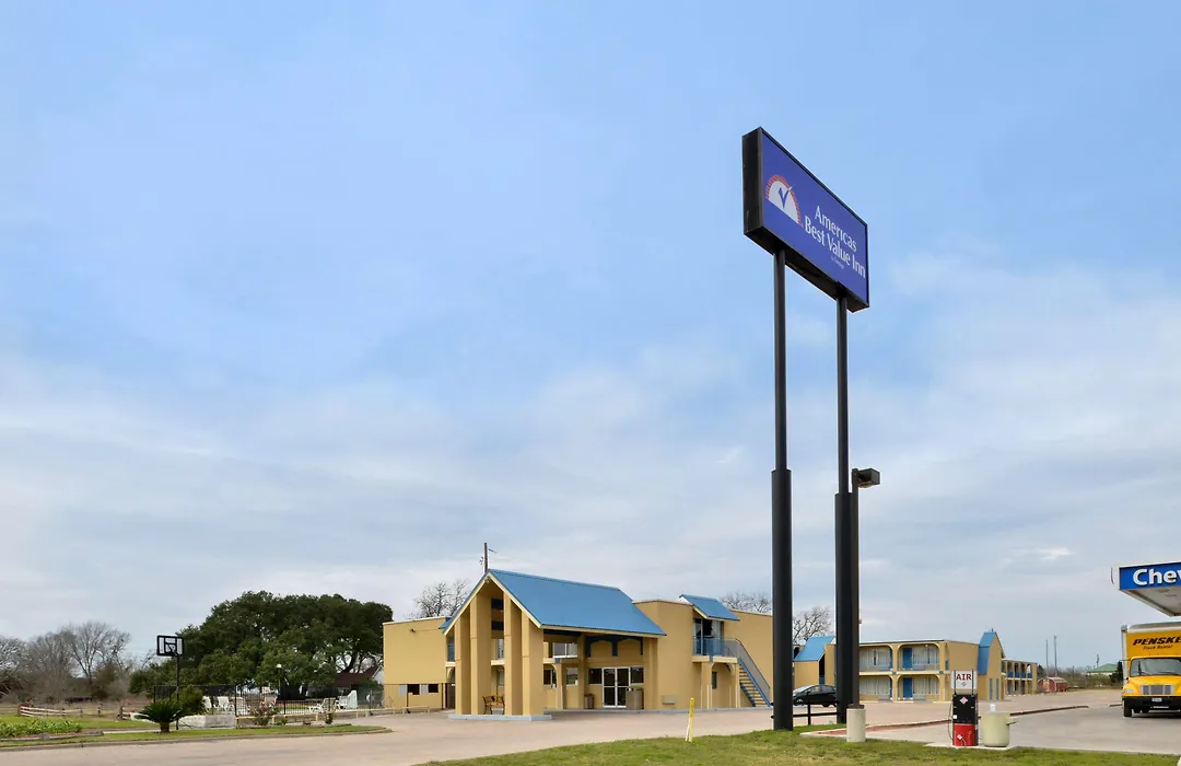 Americas Best Value Inn Schulenburg-1