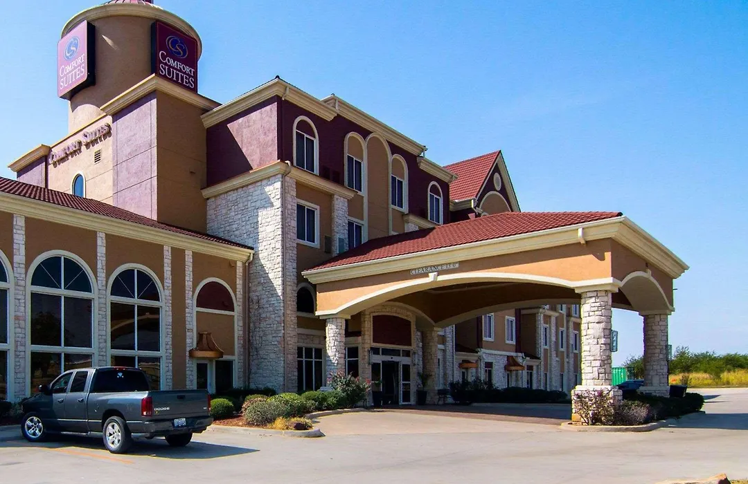 Comfort Suites Gainesville-1