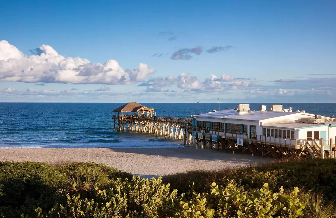 La Quinta By Wyndham Cocoa Beach Oceanfront-1