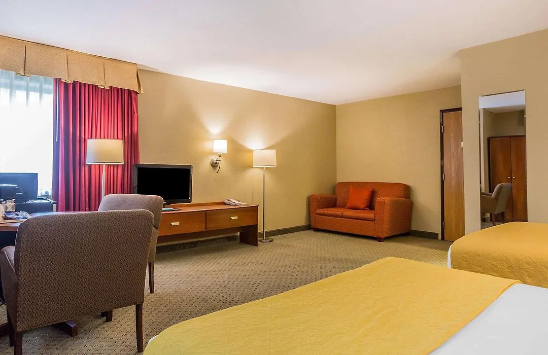 Quality Inn Hyde Park - Poughkeepsie North-1
