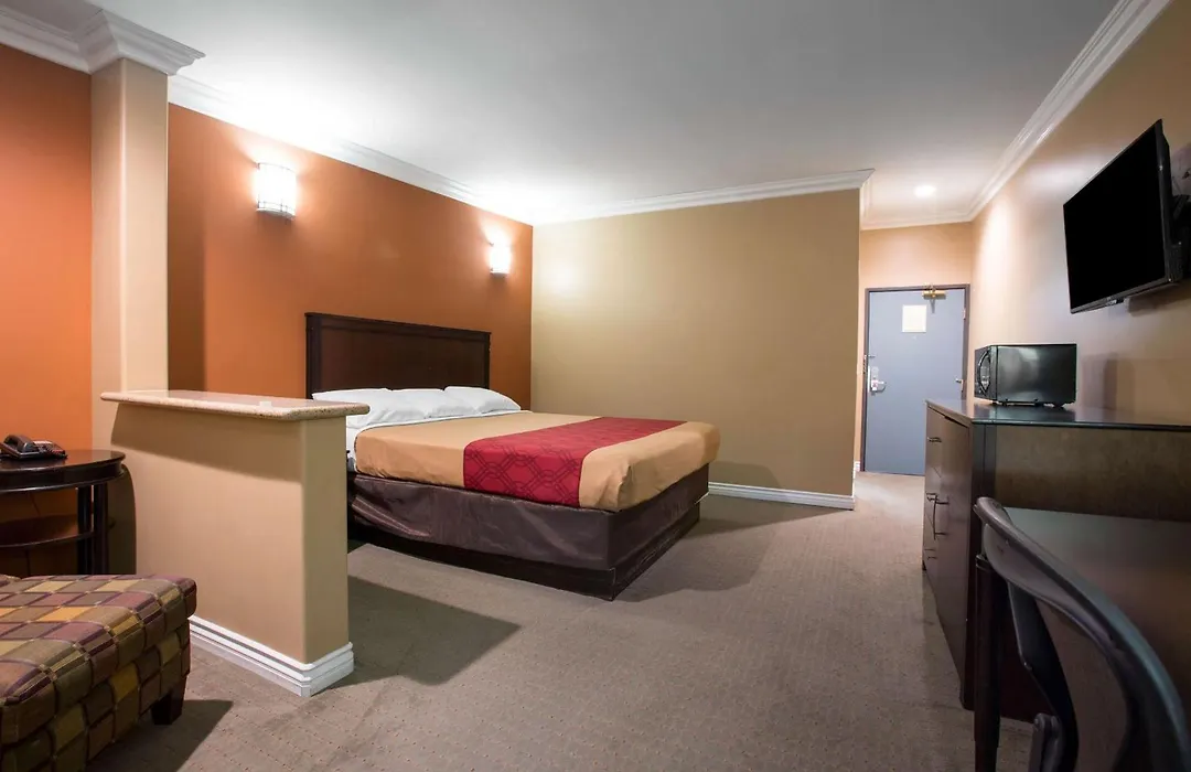 Baymont By Wyndham Ontario-1