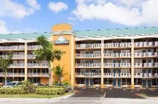 Days Inn By Wyndham Fort Lauderdale-Oakland Park Airport N-1