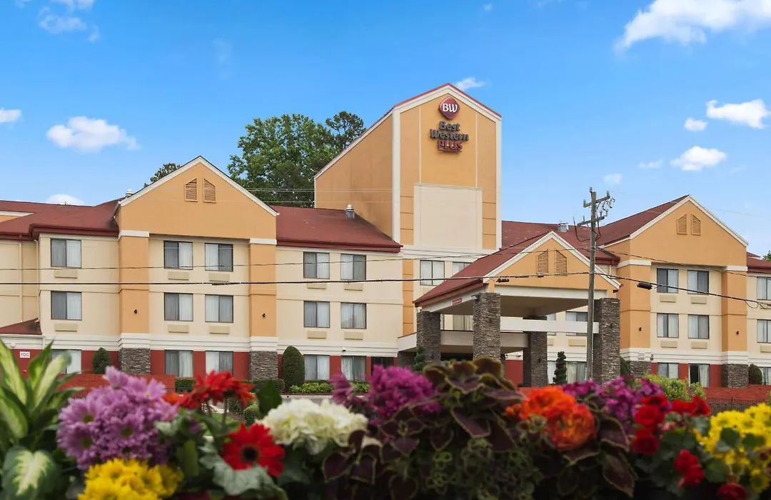 Best Western Plus Huntersville-1