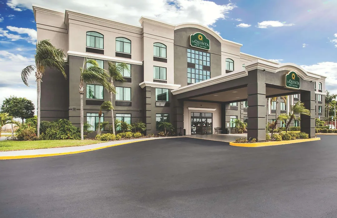 Comfort Inn & Suites Clearwater South-1