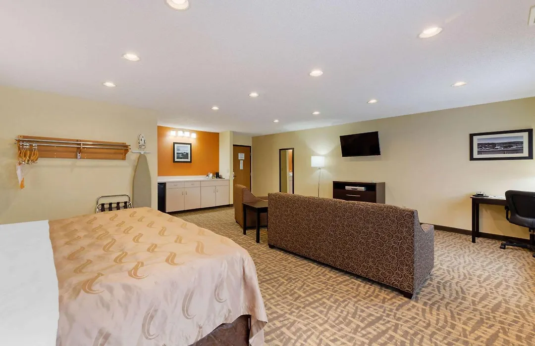 Quality Inn Wooster-1
