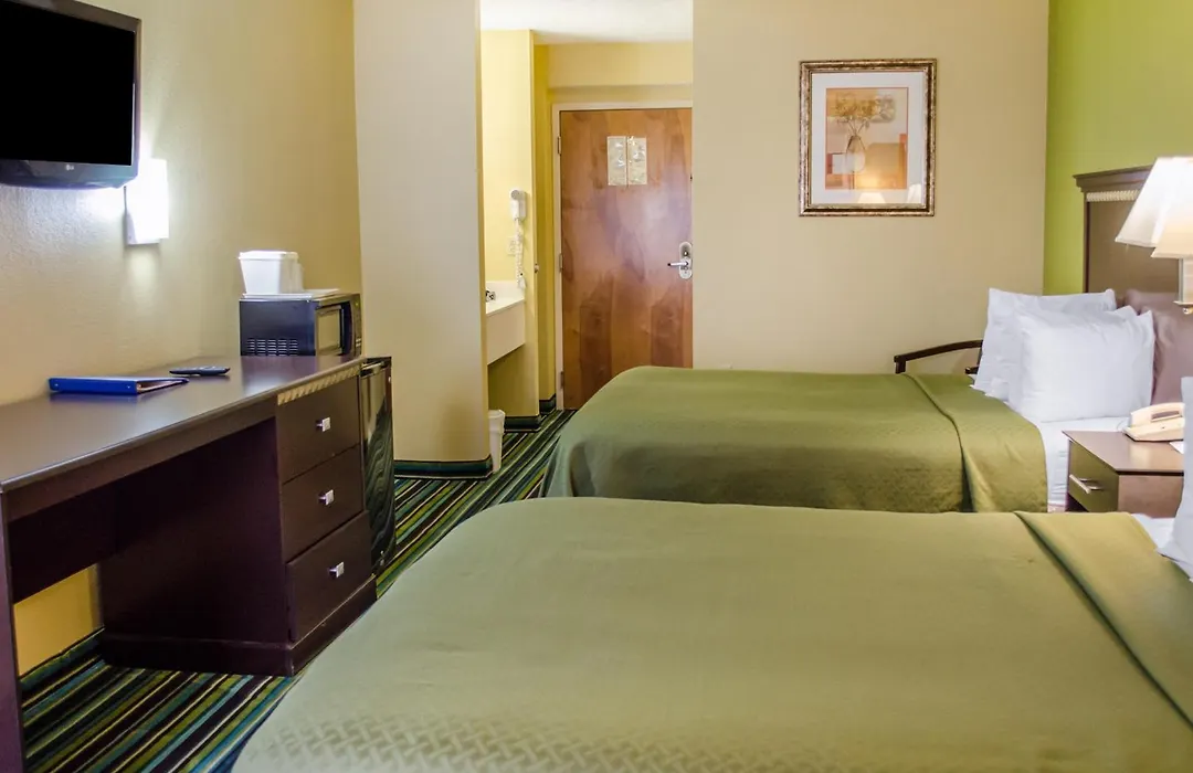 Quality Inn & Suites Medina - Akron West-1