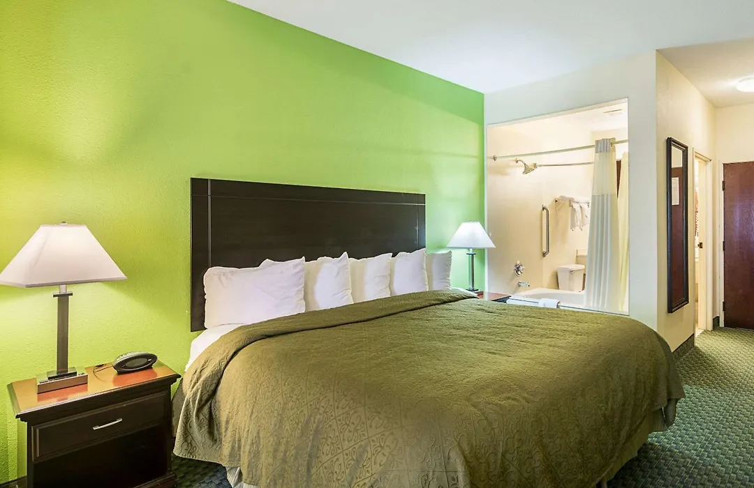 Quality Inn & Suites Harvey - Chicago Southland-1