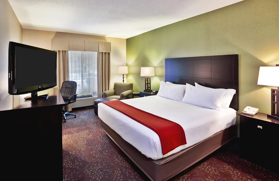 Holiday Inn Express & Suites Woodhaven By Ihg-1