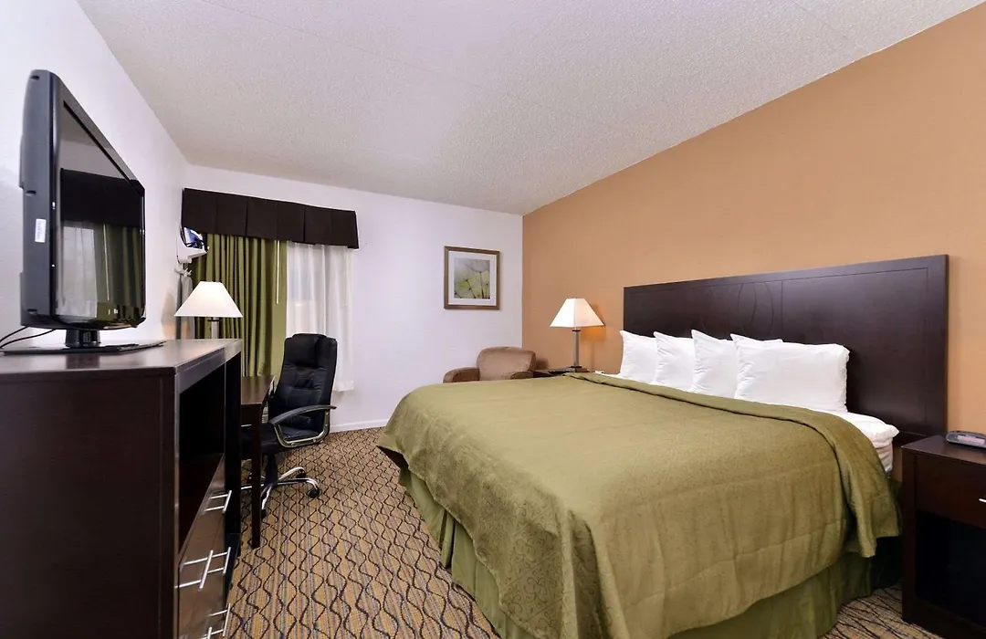 Quality Inn & Suites Matteson Near I-57-1