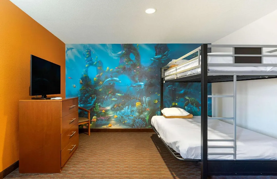 Comfort Suites Stevensville - St Joseph-1