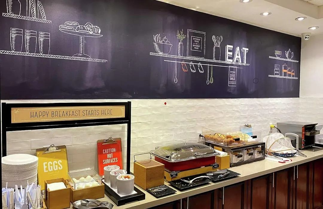 Hampton Inn Toronto-Mississauga West-1