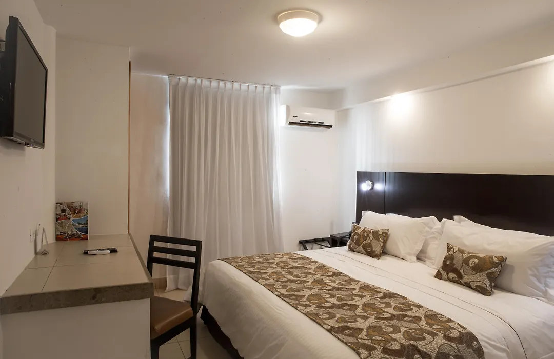 Hotel Playa Club-1