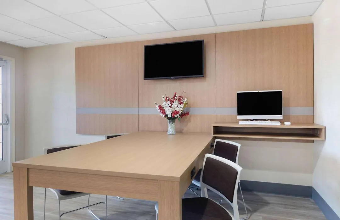 Microtel Inn & Suites By Wyndham Florence-1