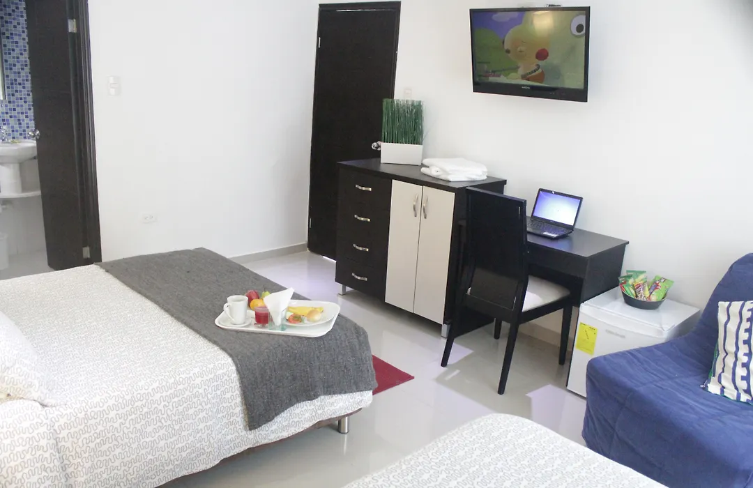 Hotel Golden House-1