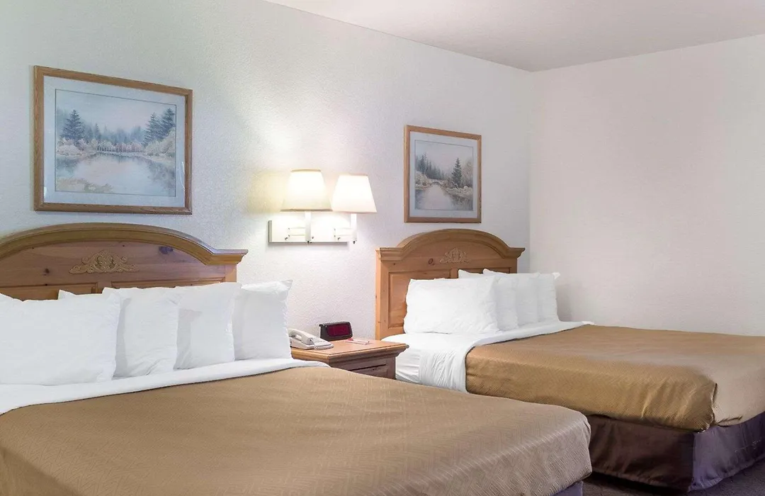 Royal Inn Keystone-1