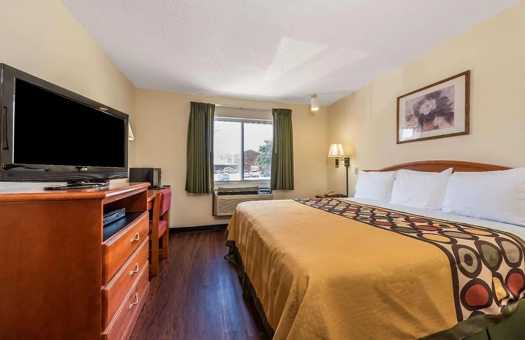 Super 8 By Wyndham Denton-1