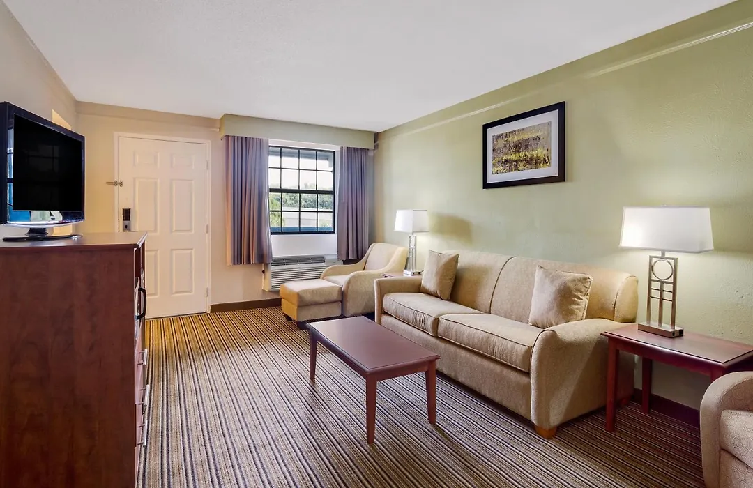 Baymont By Wyndham Jacksonville Orange Park-1