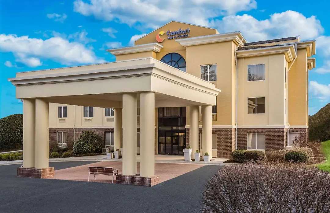 Comfort Inn & Suites Brevard North-1