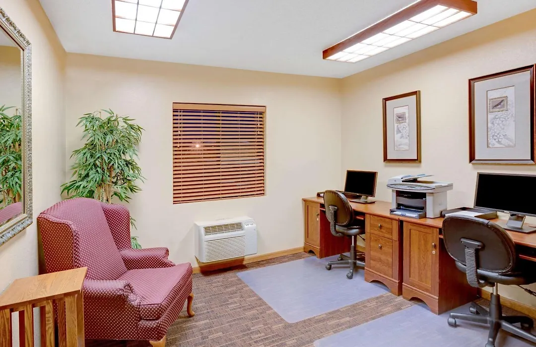 Super 8 By Wyndham Aberdeen East-1