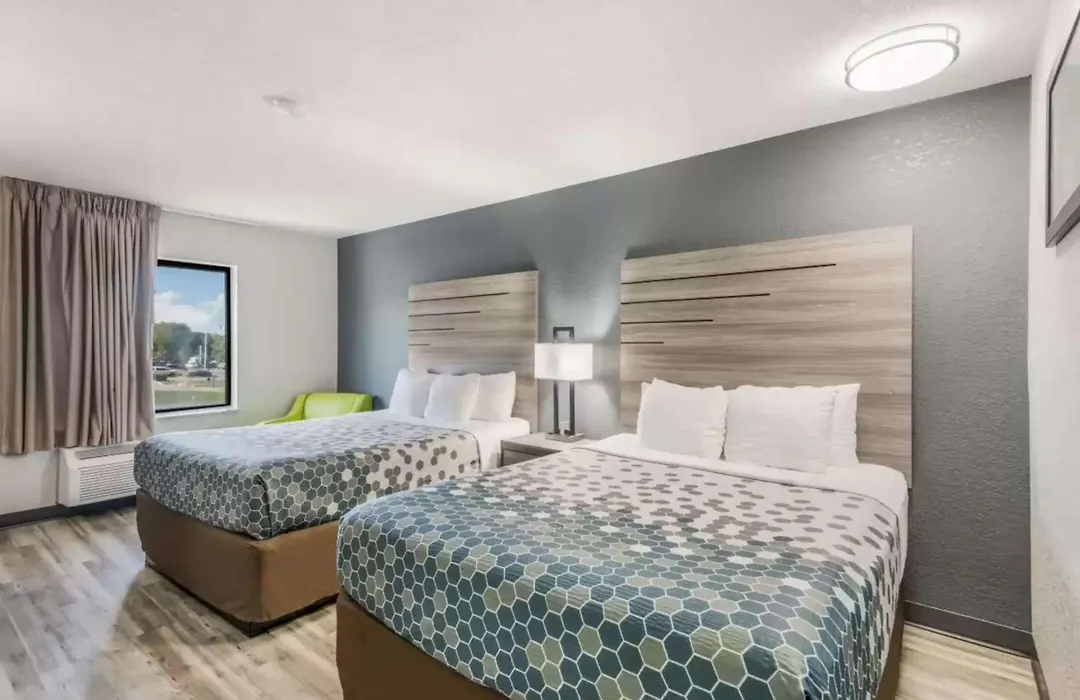 Sonesta Essential Des Moines-1