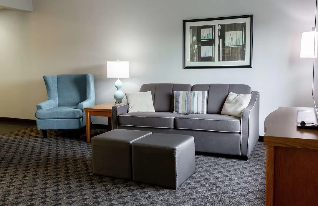 Hampton Inn & Suites Chesapeake-Square Mall-1