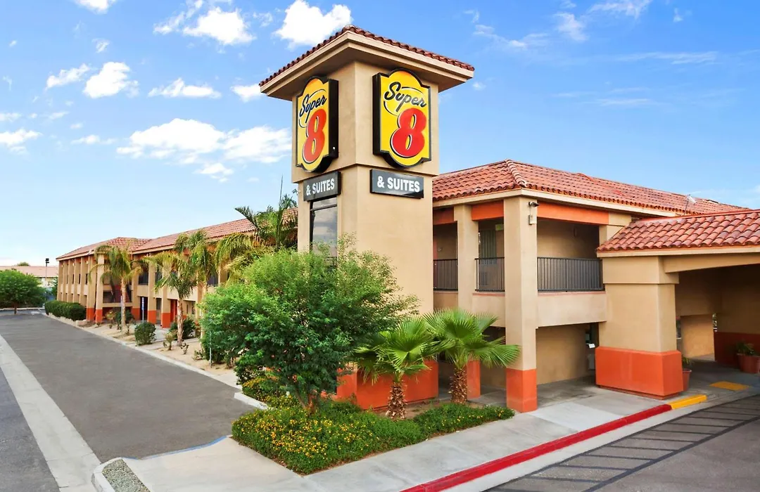 Super 8 By Wyndham Indio-1