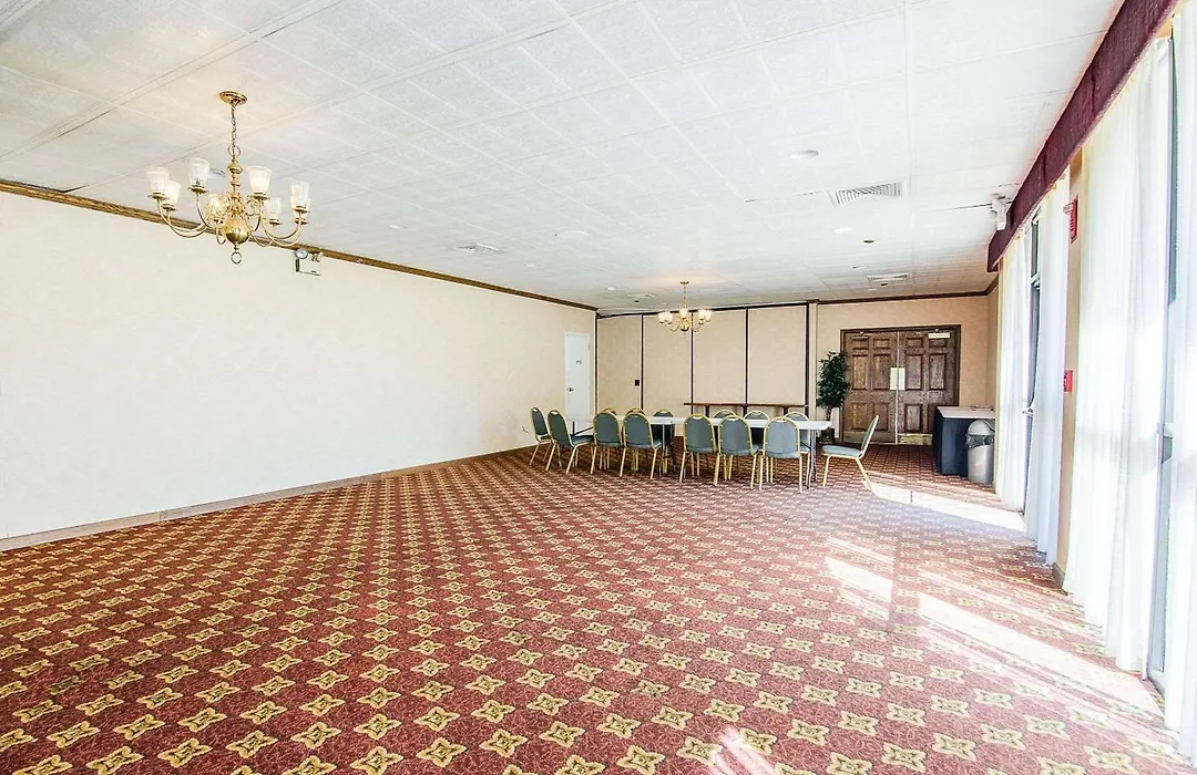 Econo Lodge Inn & Suites Norton - Wise South-1