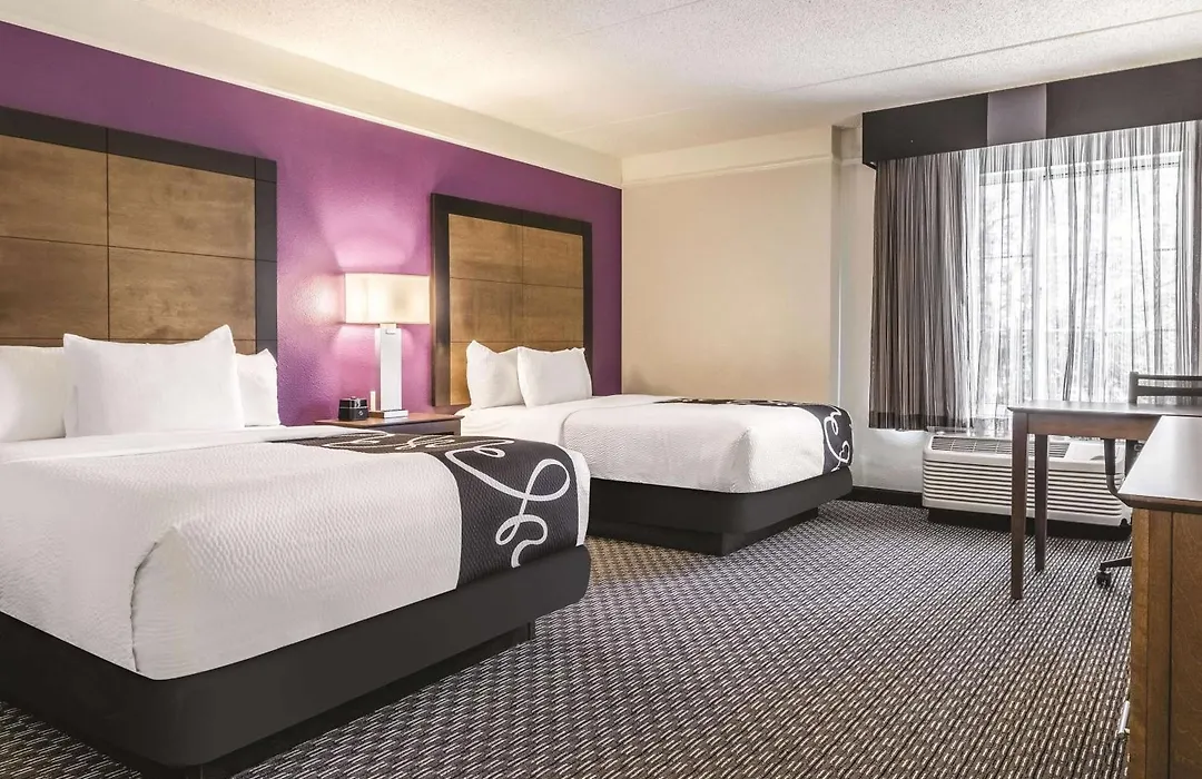 La Quinta By Wyndham Alexandria Airport-1