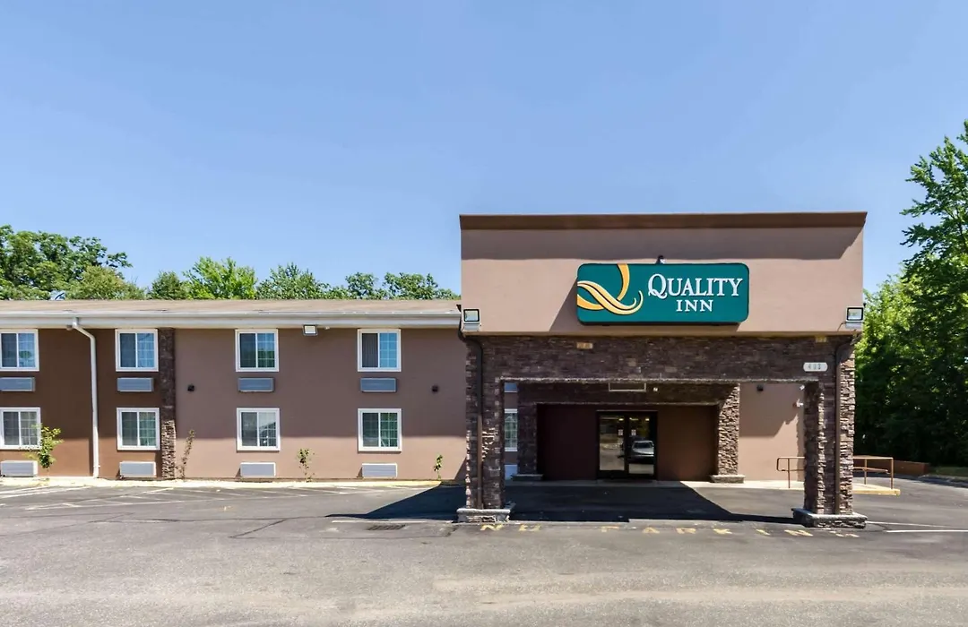 Quality Inn Chicopee-Springfield-1