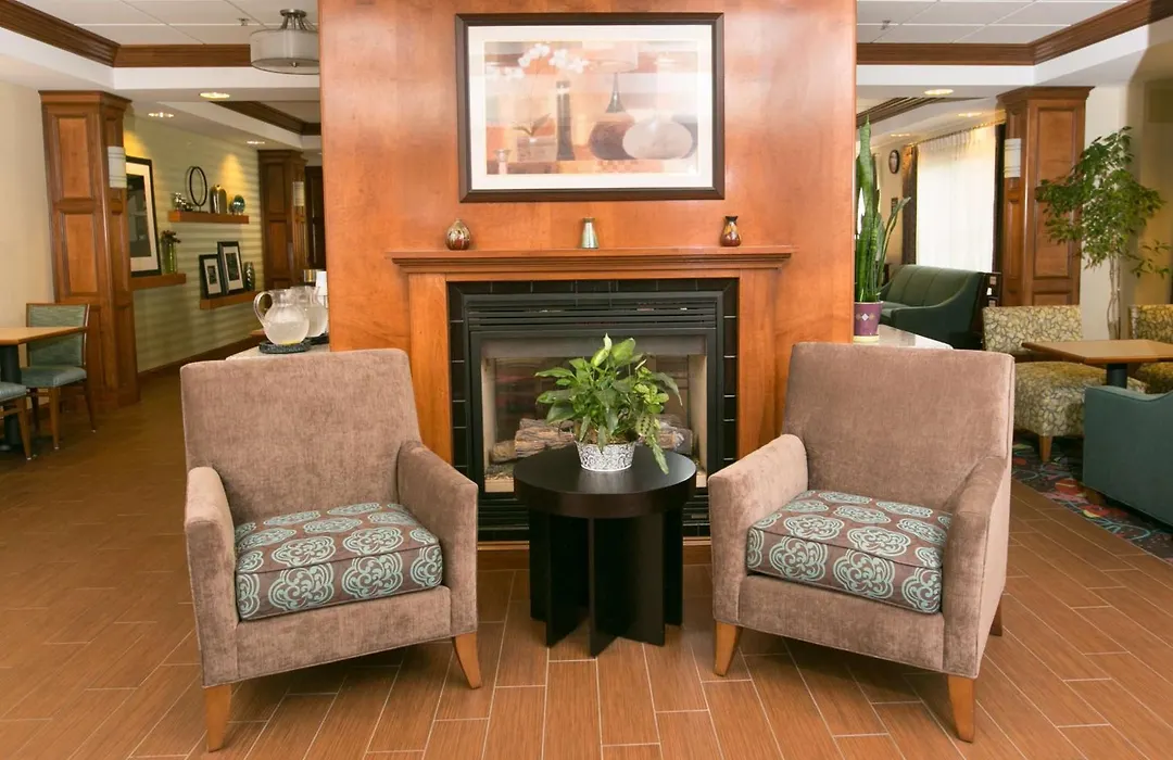 Hampton Inn Hadley-Amherst Area-1