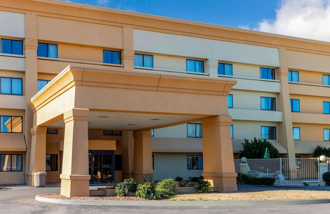 La Quinta Inn & Suites By Wyndham Las Cruces Organ Mountain-1